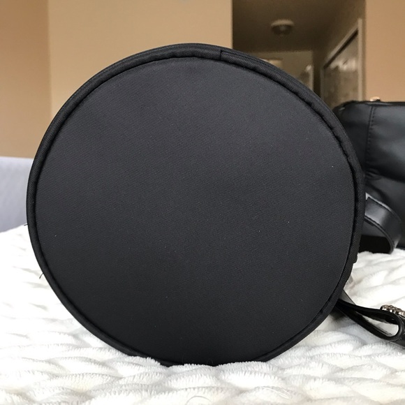 Versace Parfum Backpack And Crossbody Bucket Bag Wristlet, Both NWOT - Picture 7 of 16